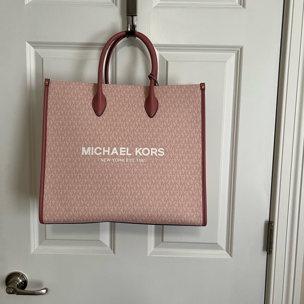 Michael Kors tote bag